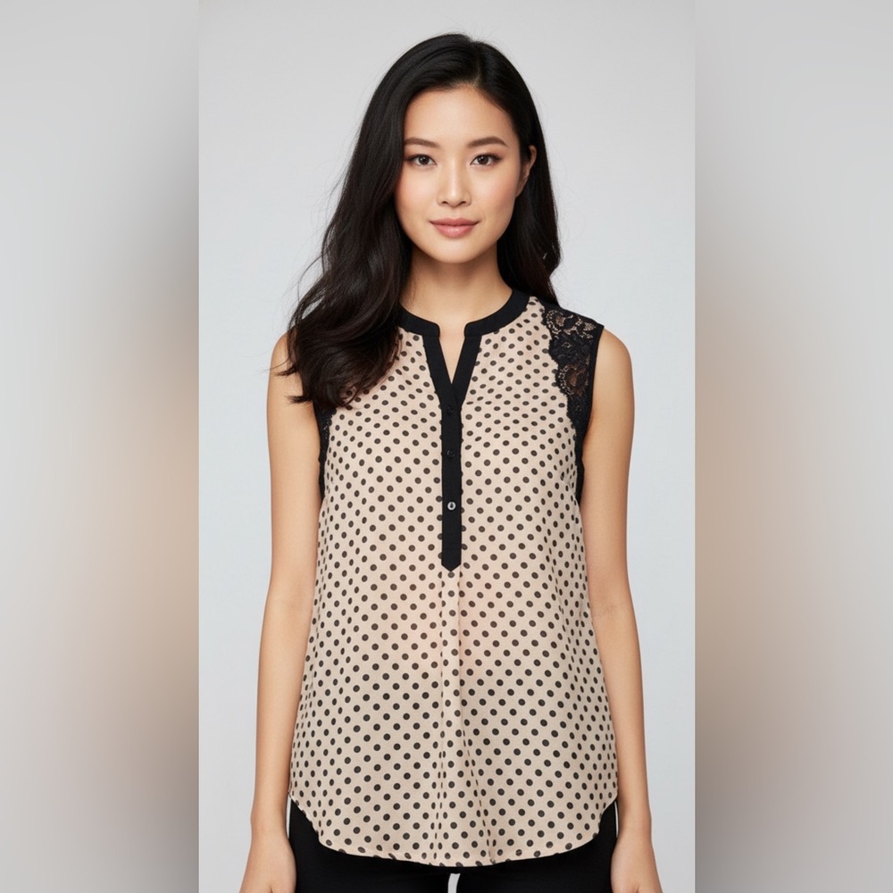 NWOT Sleeveless tunic top.